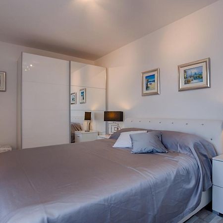 Holiday House Queens With Sea View Selce Kültér fotó