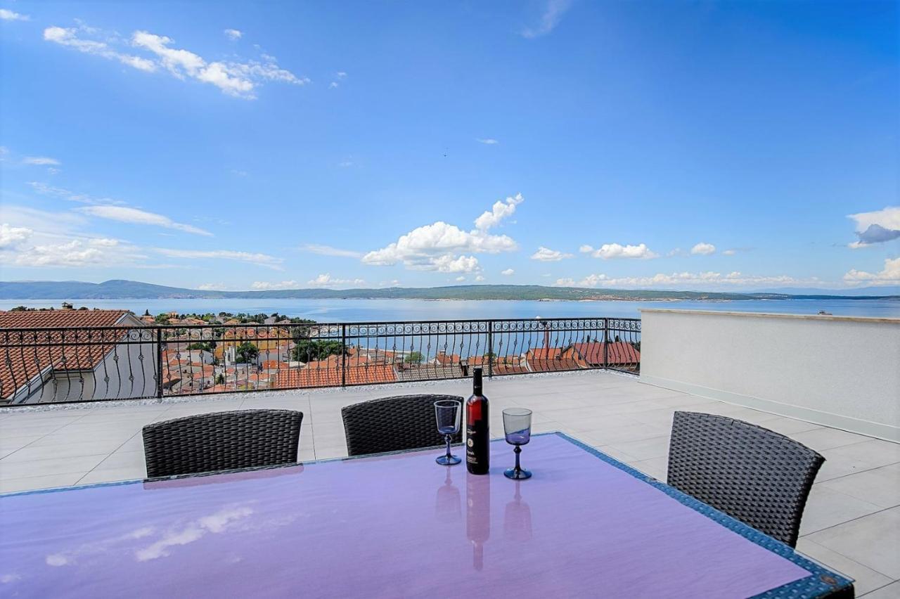 Holiday House Queens With Sea View Selce Kültér fotó